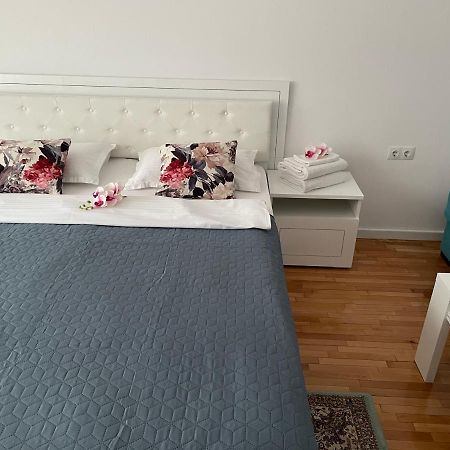 Orhideea Apartment 오라데아 외부 사진