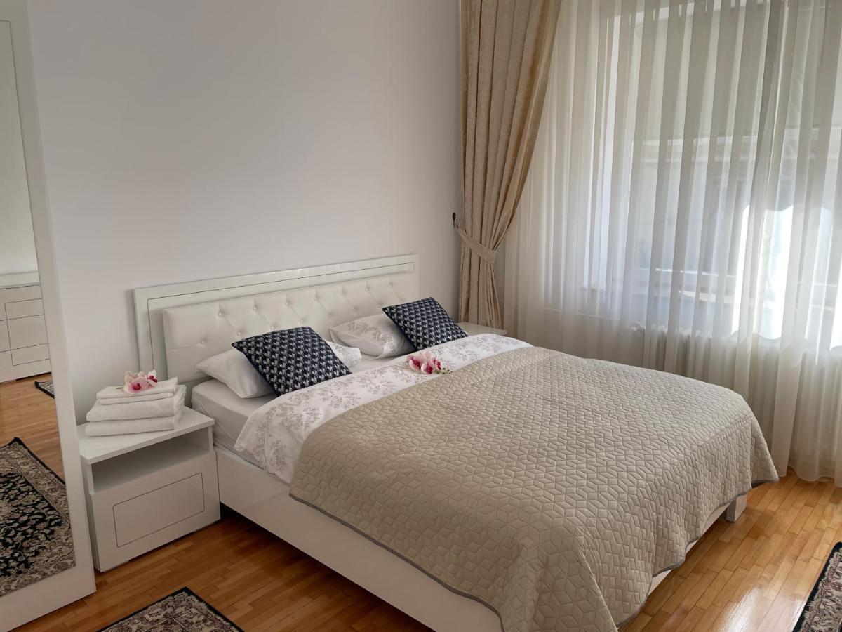 Orhideea Apartment 오라데아 외부 사진