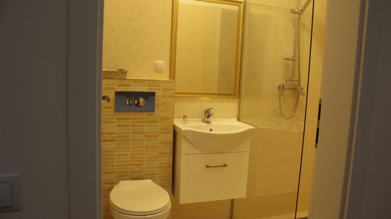 Orhideea Apartment 오라데아 외부 사진